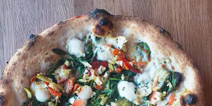 EVOO & garlic, housemade giardiniera, spinach, scamorza, fresh mozzarella, oregano